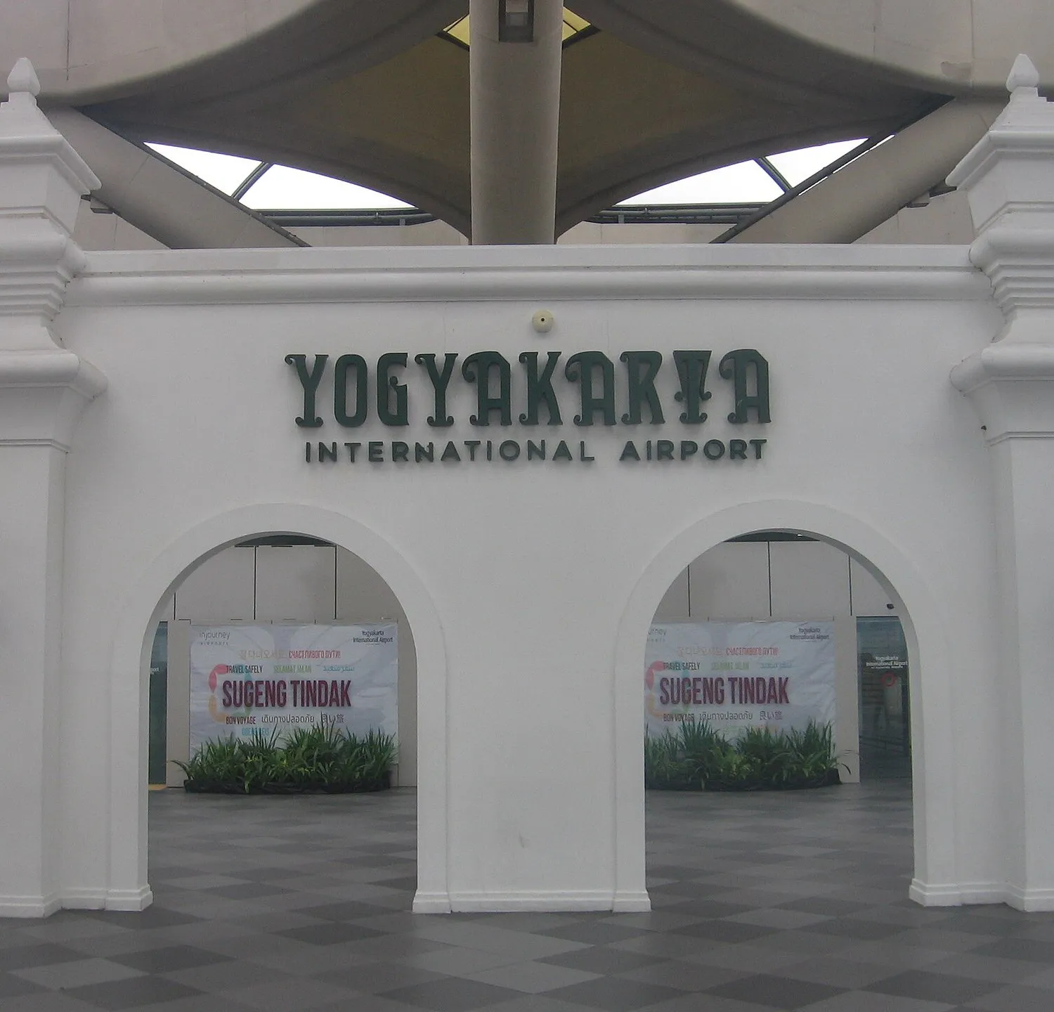 Penjemputan di Bandara Yogyakarta International Airport
